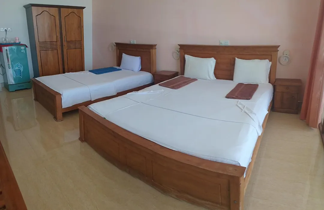 Paradise Beach Resort & Diving School-1